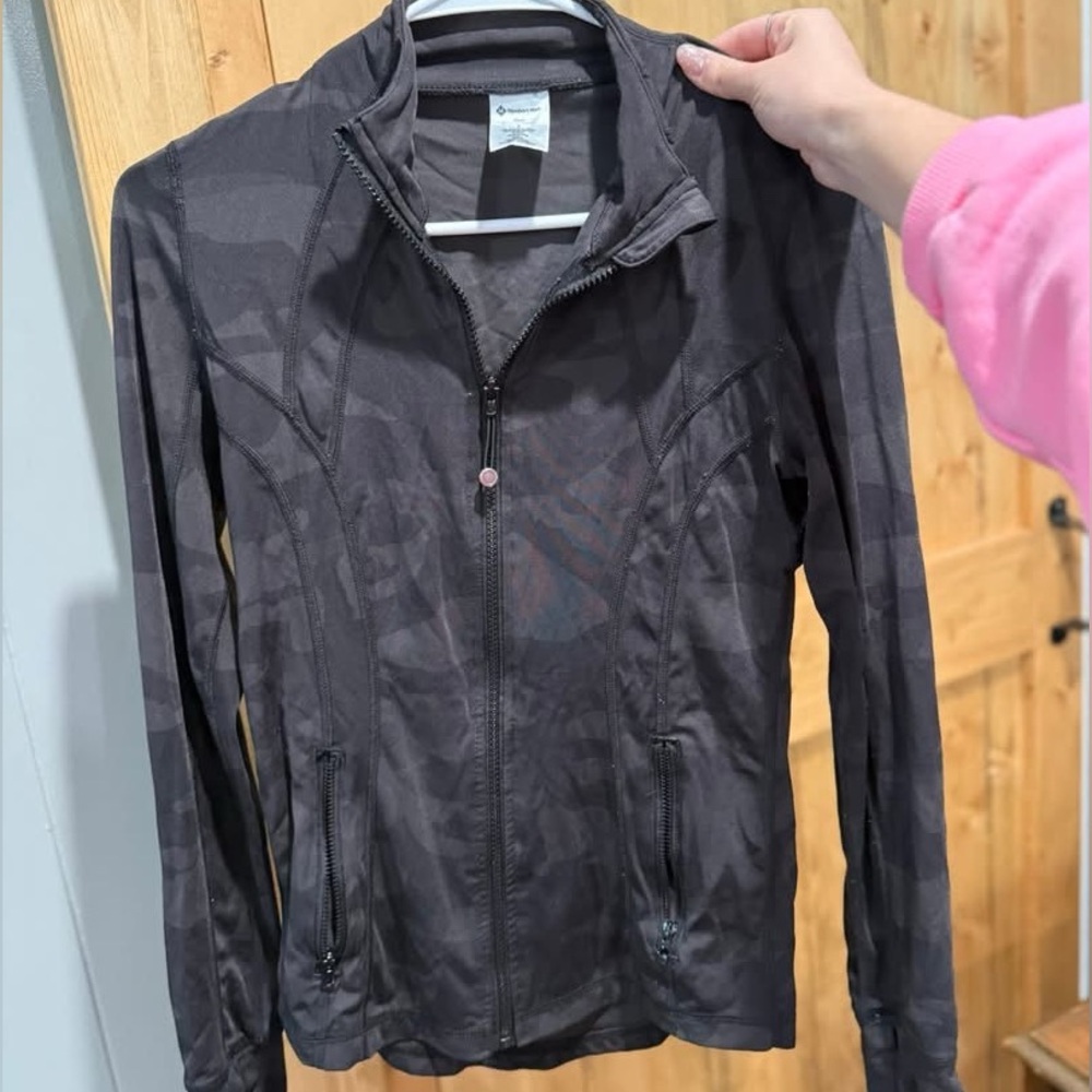 Member’s Mark Gray Camo Zip-Up Jacket